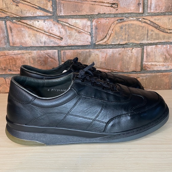 Mephisto Runoff AirJet System Black Soft Leather Sneaker Walking Size 10.5 Us - Picture 1 of 12